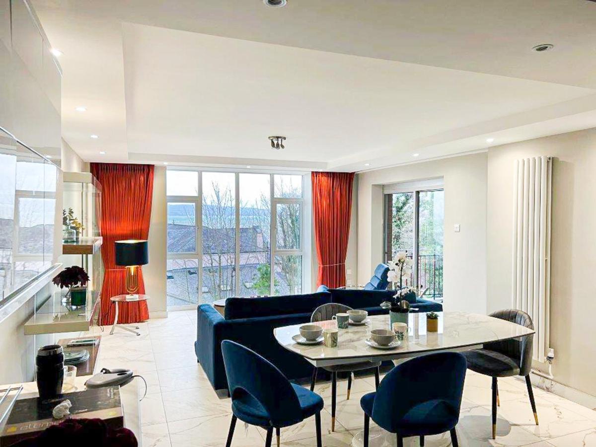 Modern Luxurious Apartment W/ Patio Balcony & View Jordanstown Kültér fotó